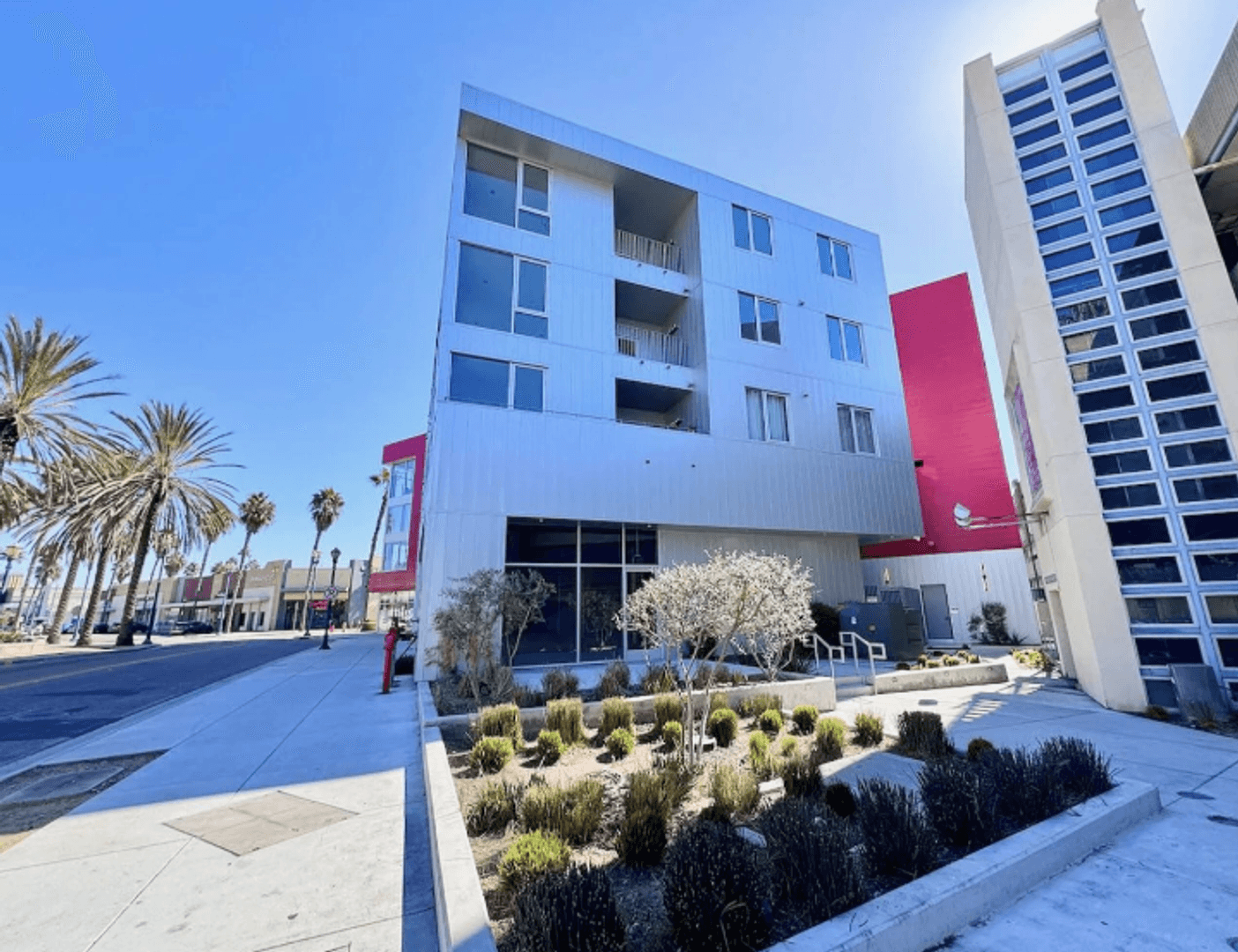 495 Promenade Ave 30 of 33