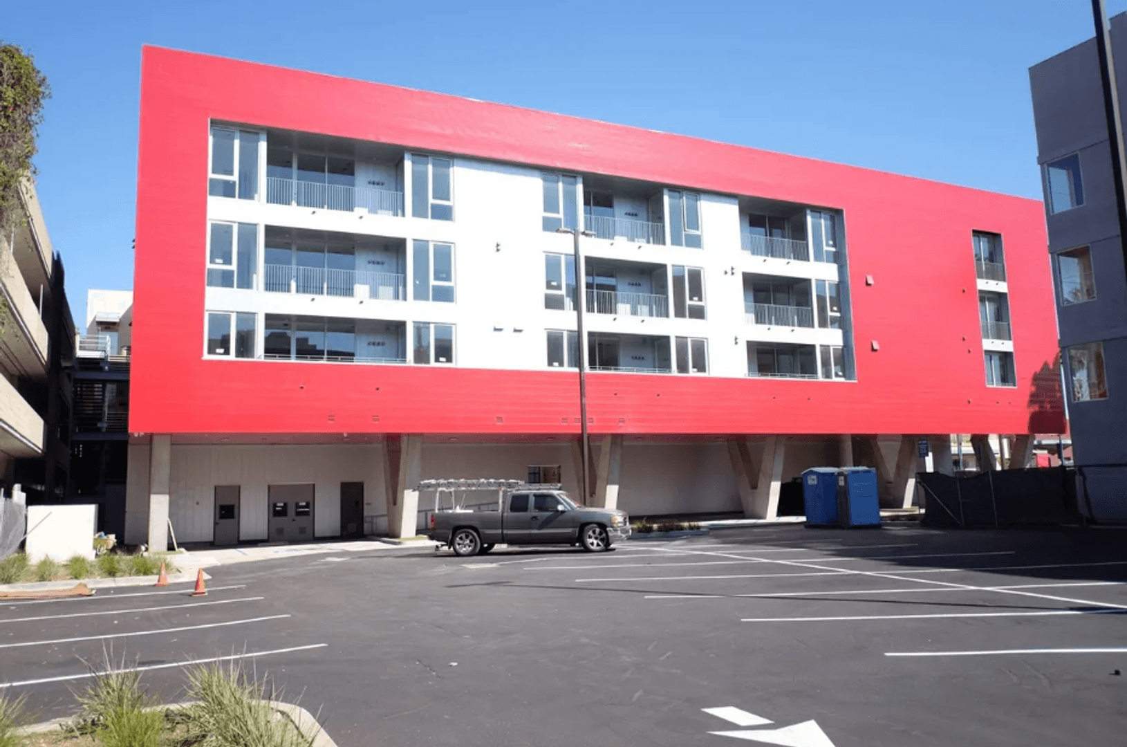 495 Promenade Ave 29 of 33