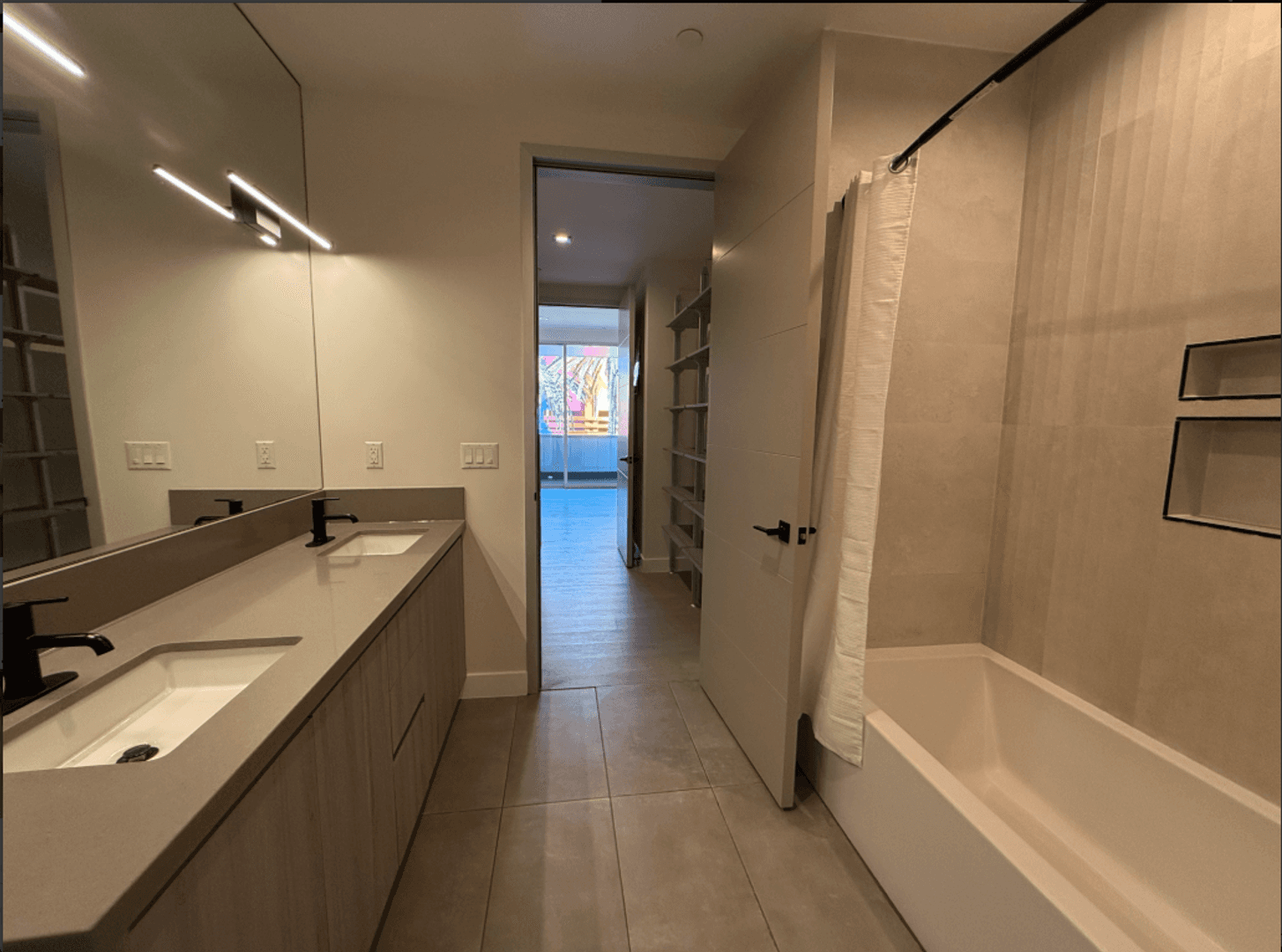 495 Promenade Ave 9 of 26