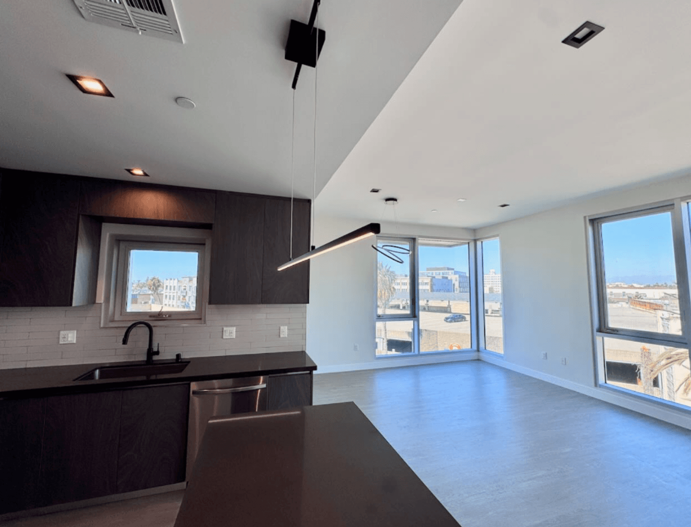 495 Promenade Ave 3 of 26