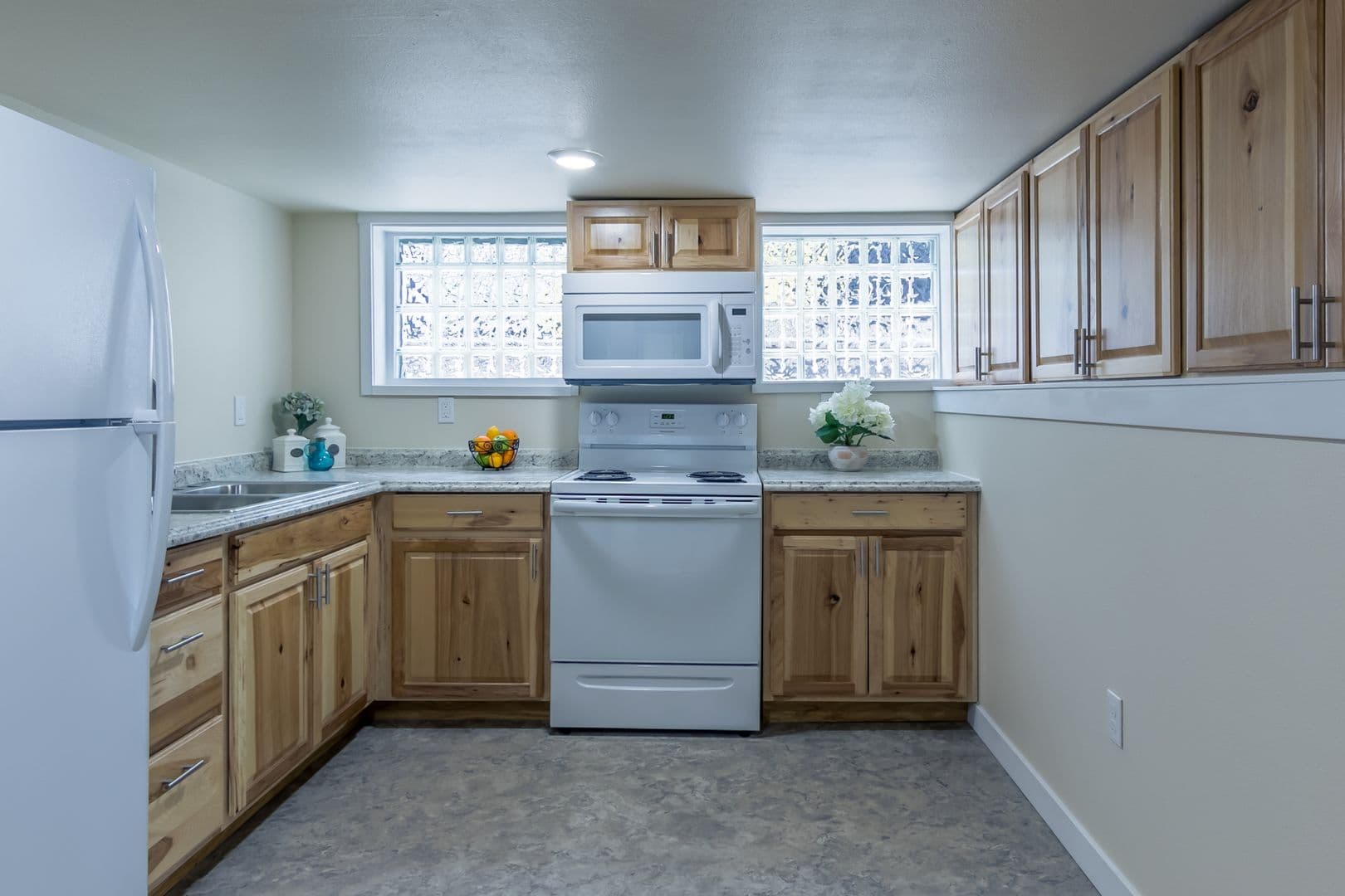 3737 Tacoma Ave S 8 of 15