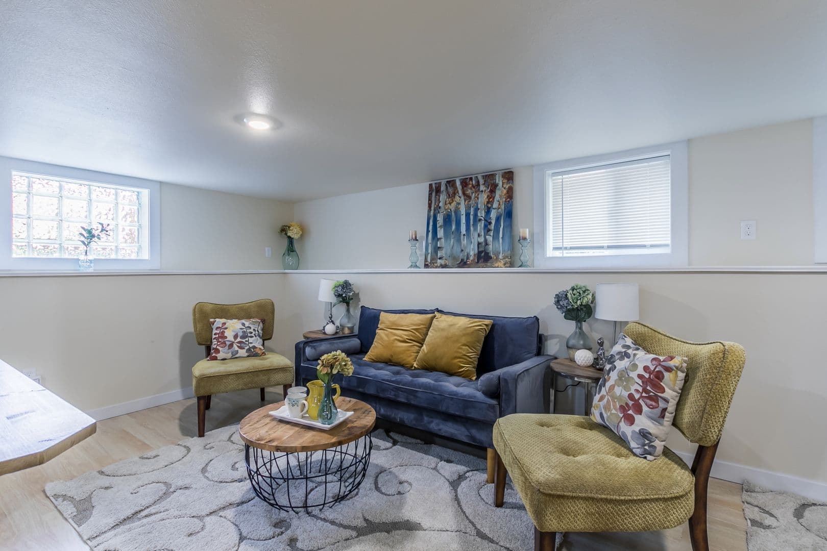 3737 Tacoma Ave S 3 of 15