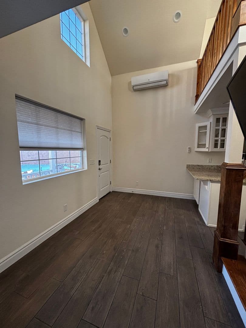 POR-T 303 (Cottages) 5 of 16