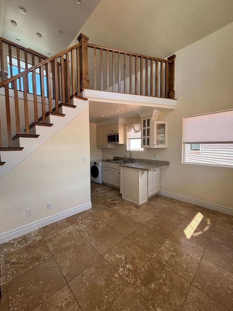 POR-T 303 (Cottages) 5 of 15