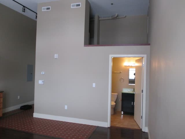 5th Avenue School Lofts 4 of 11