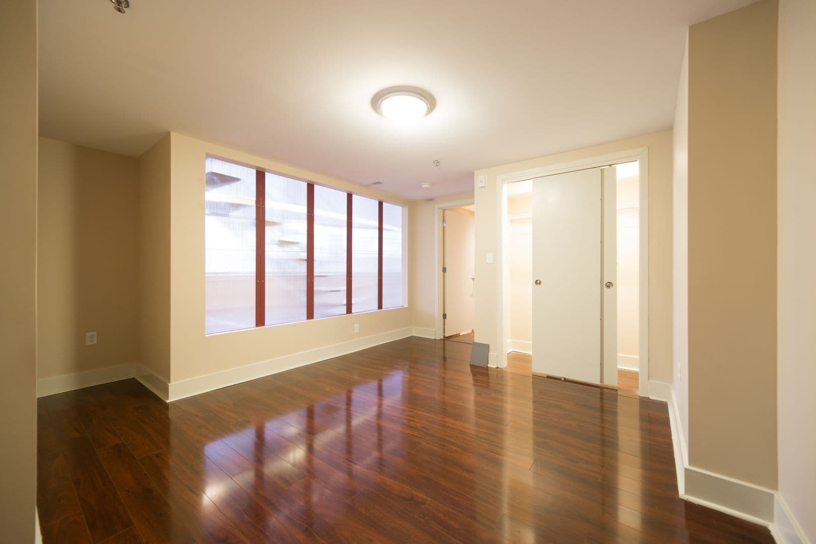 5th Avenue School Lofts 4 of 13
