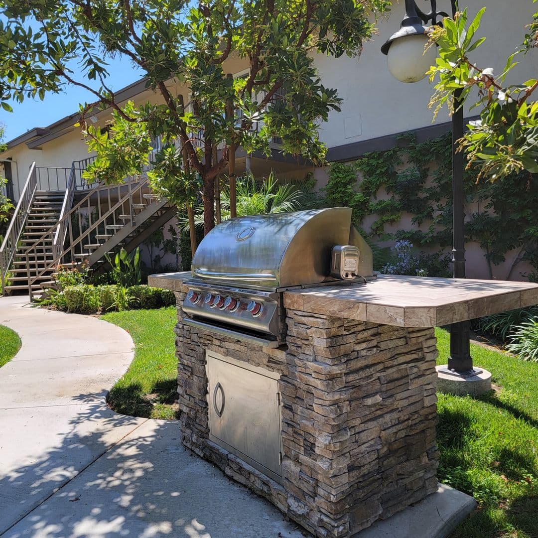 CYPRESS TERRACE APARTMENTS 4 of 10