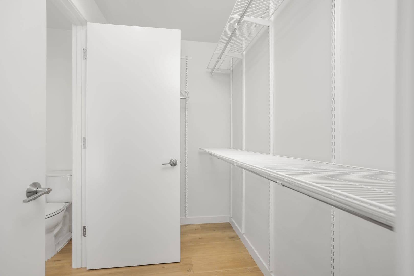ST Living at 1422 Tamarind | Come Home to Elevated Comfort (LIMITED MOVE IN SPECIAL!!) 47 of 48