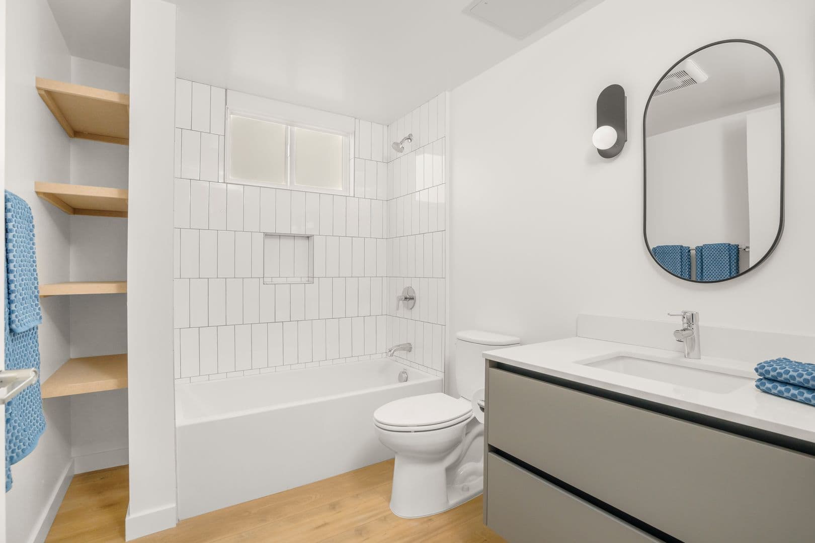 ST Living at 1422 Tamarind | Come Home to Elevated Comfort (LIMITED MOVE IN SPECIAL!!) 24 of 48