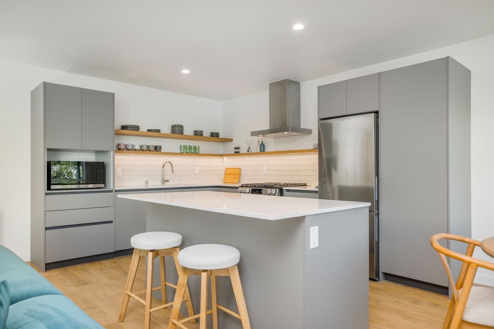 ST Living at 1422 Tamarind | Come Home to Elevated Comfort (LIMITED MOVE IN SPECIAL!!) 21 of 48
