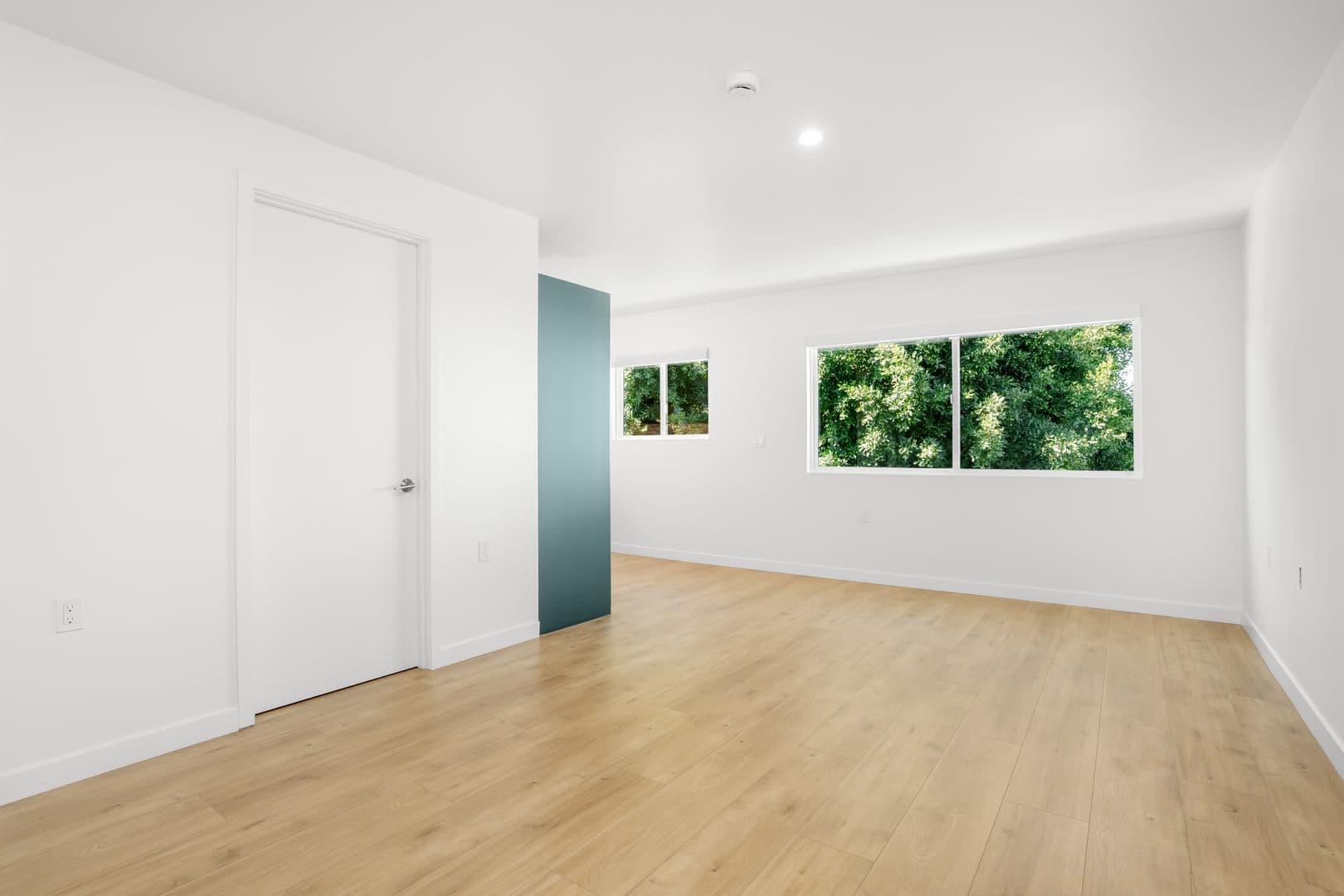ST Living at 1422 Tamarind | Come Home to Elevated Comfort (LIMITED MOVE IN SPECIAL!!) 44 of 48