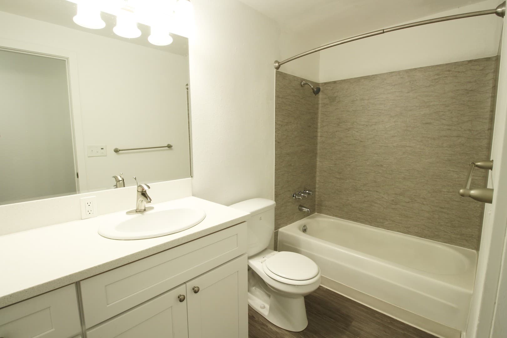 S20 Bayview East 5 of 9