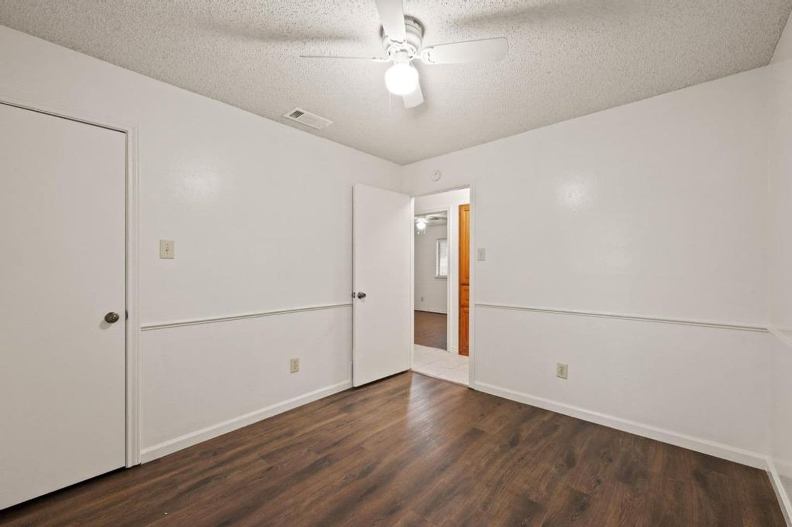 504 Warbler Dr. 24 of 27