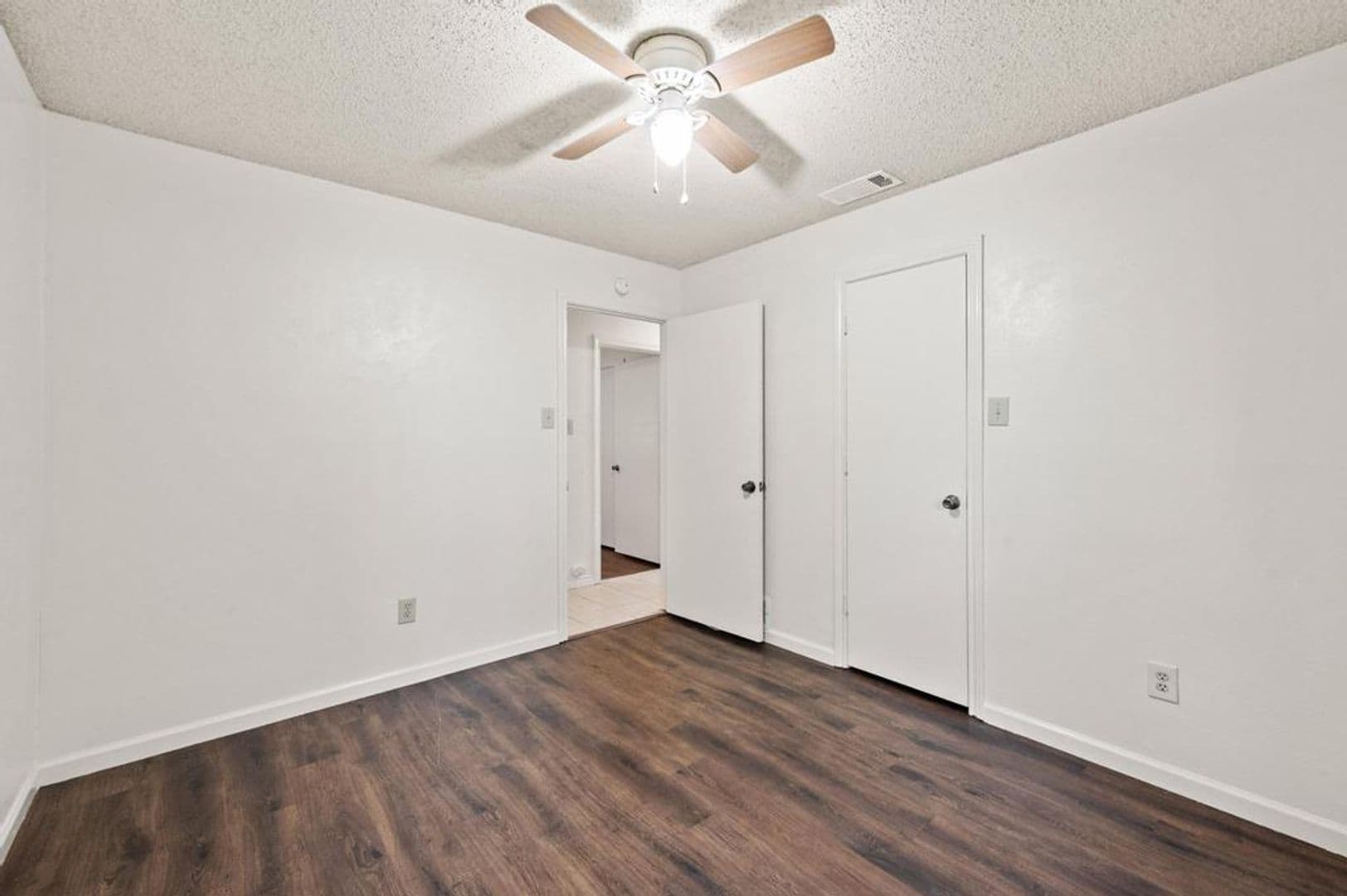 504 Warbler Dr. 22 of 27