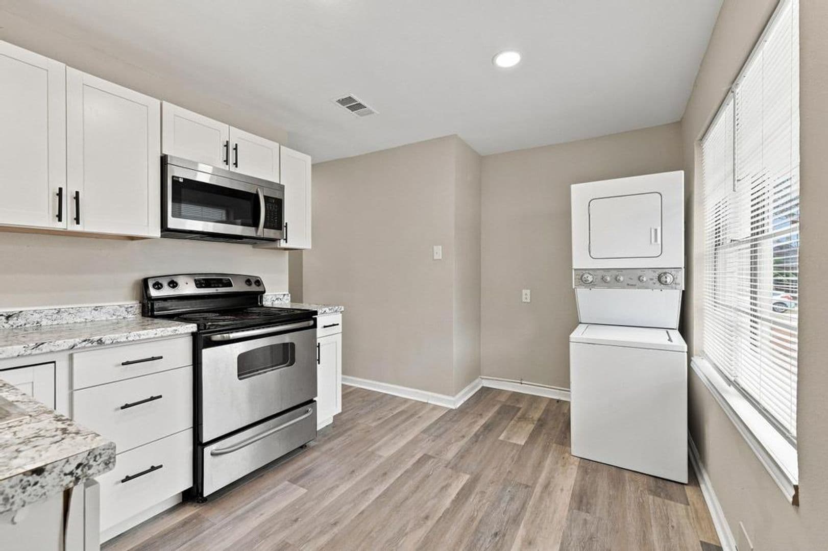315 S. Loving Ave. - NEW 10 of 19