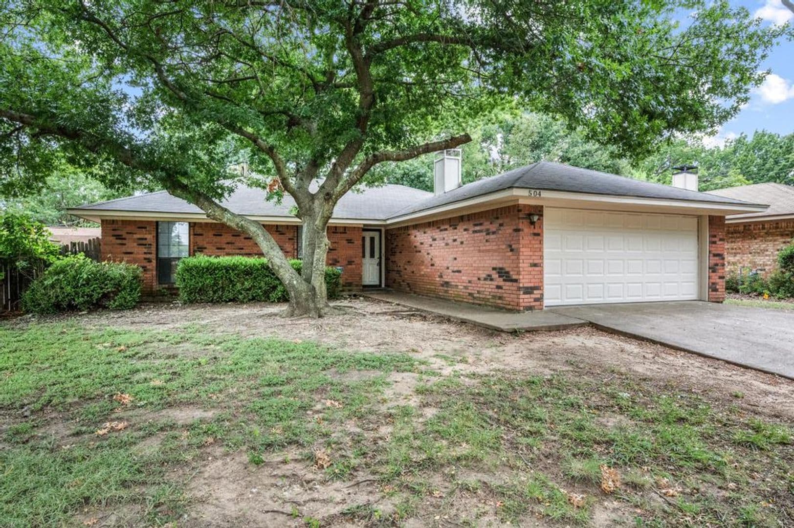504 Warbler Dr. 1 of 8