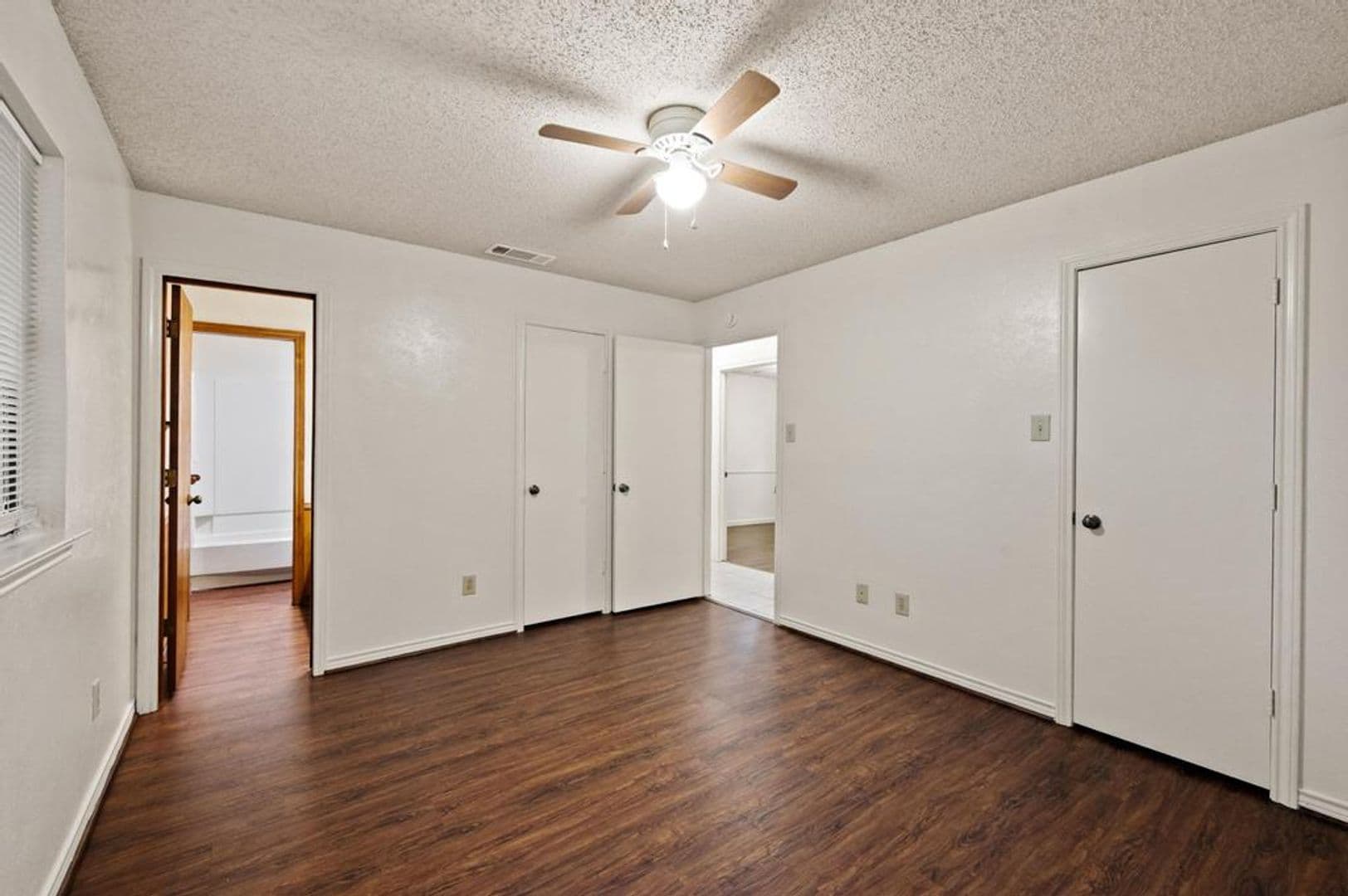 504 Warbler Dr. 17 of 27
