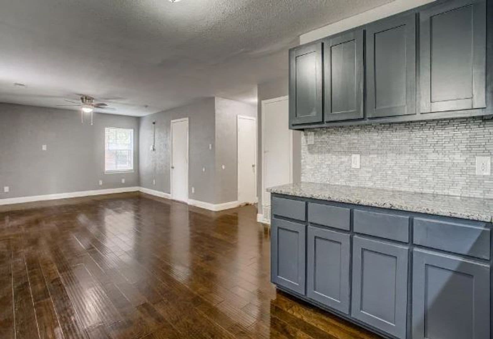 7027 Coleshire Dr. 19 of 22