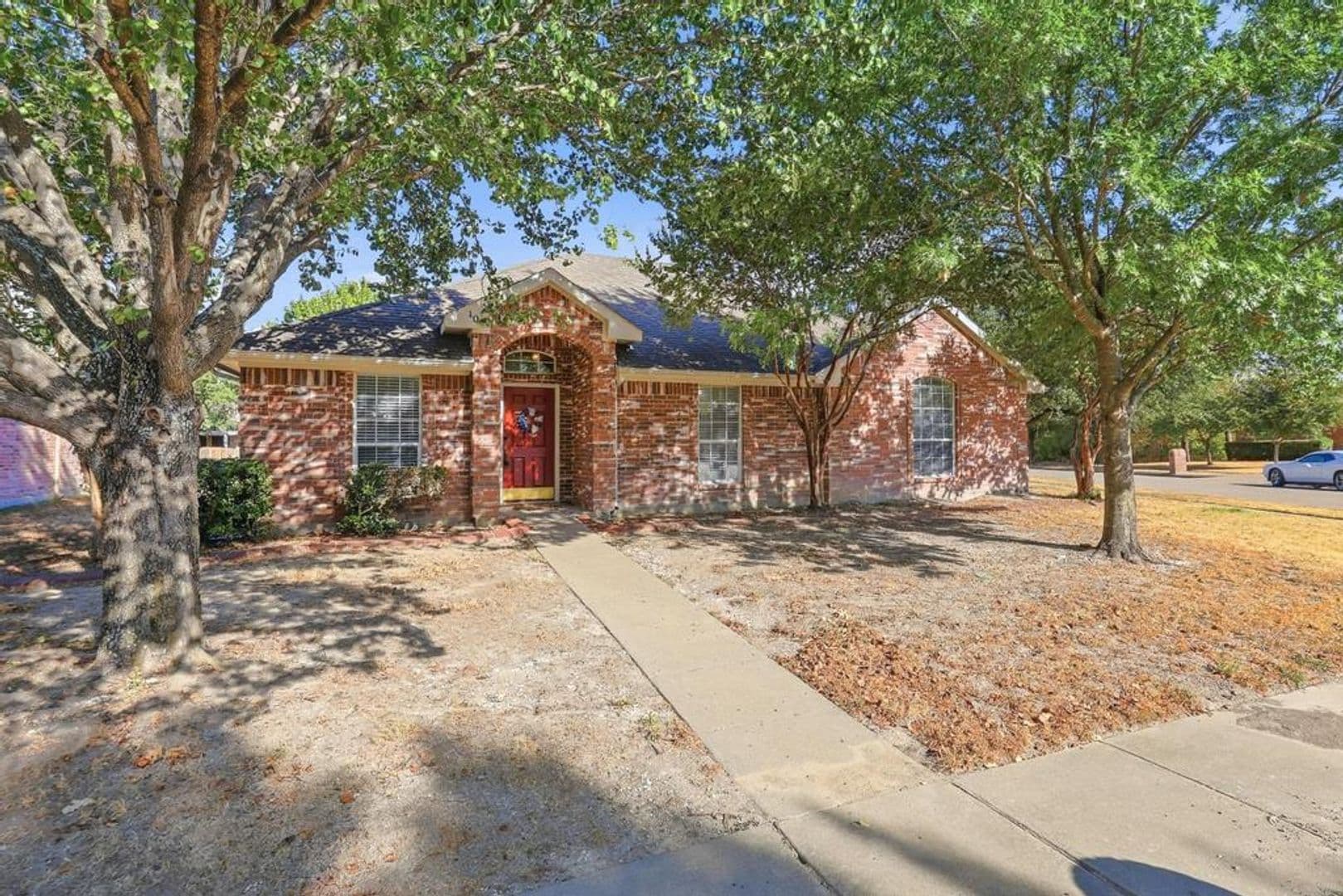 100 Oak Hollow Ln. 3 of 34