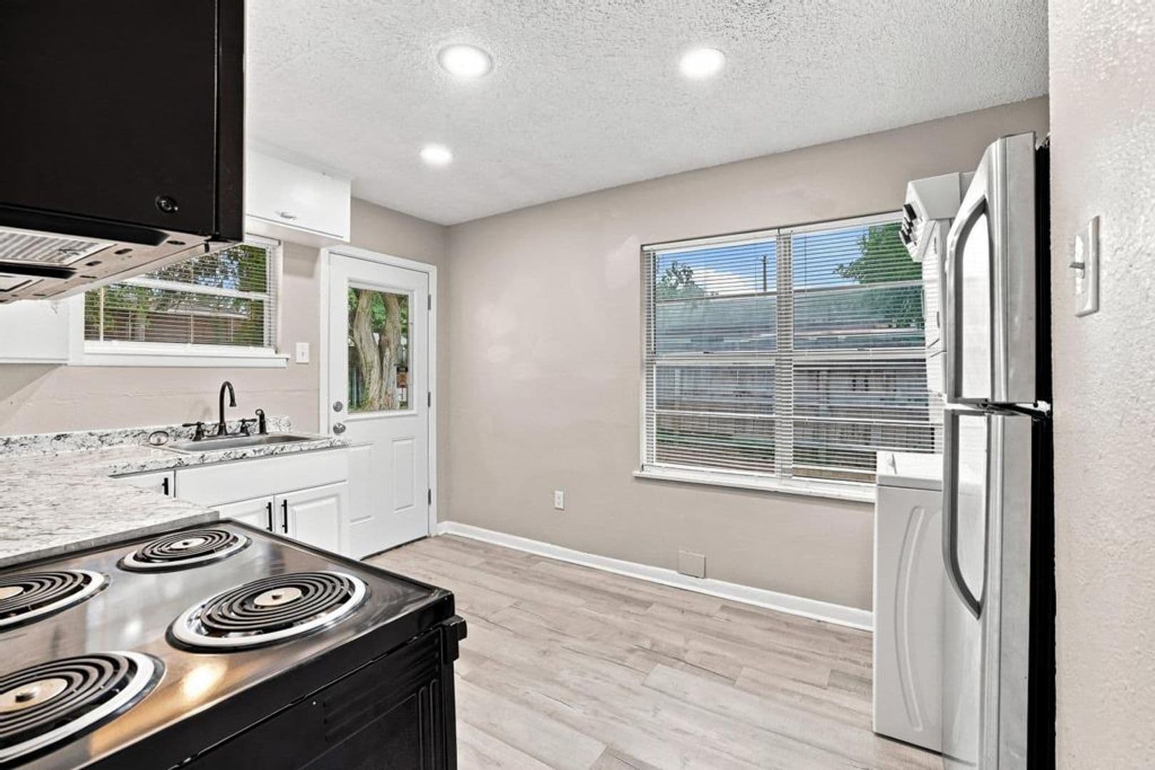 317 S. Loving Ave. - NEW 9 of 21