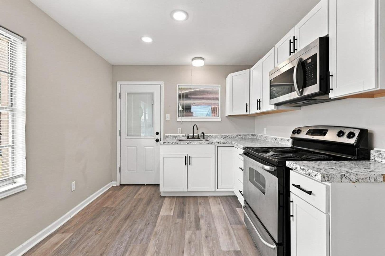 315 S. Loving Ave. - NEW 9 of 19