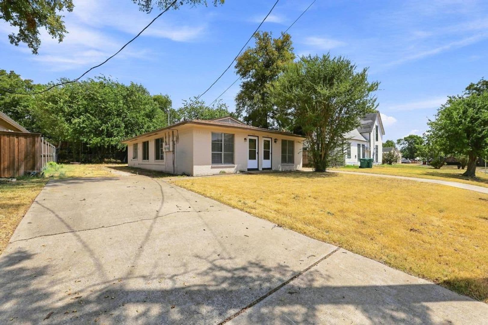 315 S. Loving Ave. - NEW 2 of 19