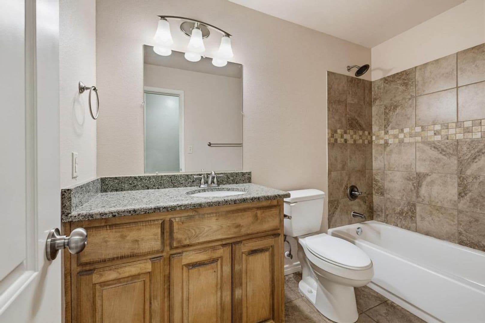 119 N. Andrews Ave. 19 of 31