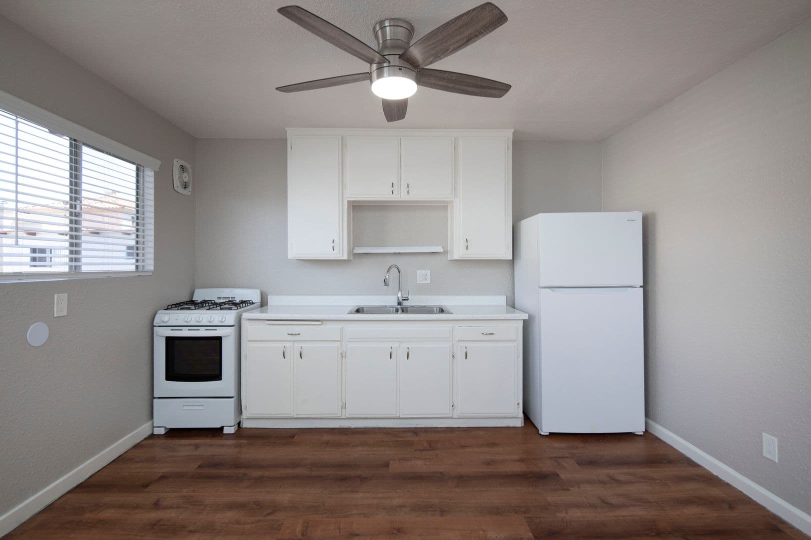 Paloma Apartments 7 of 12