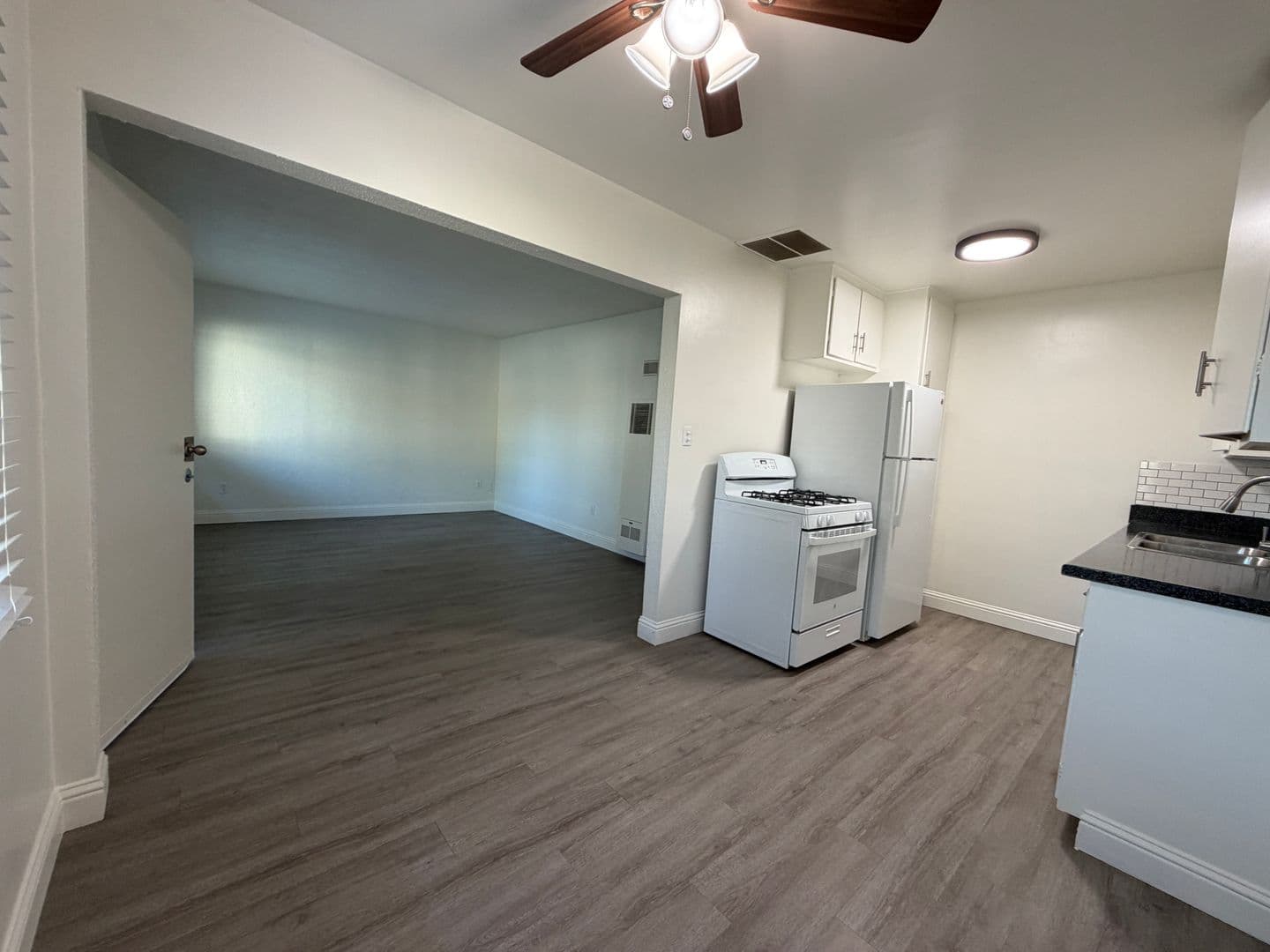 Dailey Court Apartments 5 of 8