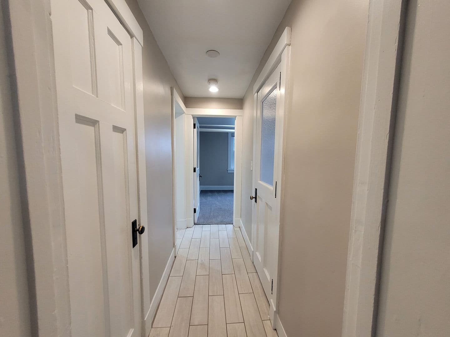 RENT SPECIAL! One bedroom apartment home in the Sherman Hills neighborhood! 17 of 27
