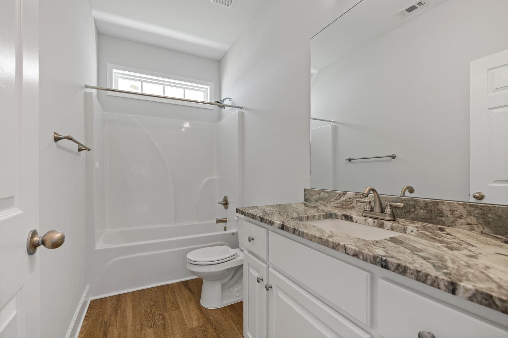 156 Wingate Ave 15 of 18