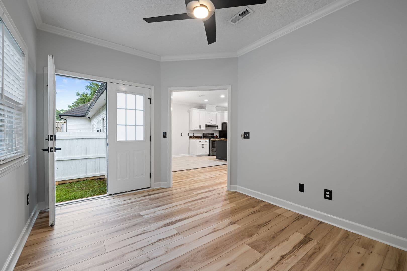 Helo Heights - Apt A 15 of 29