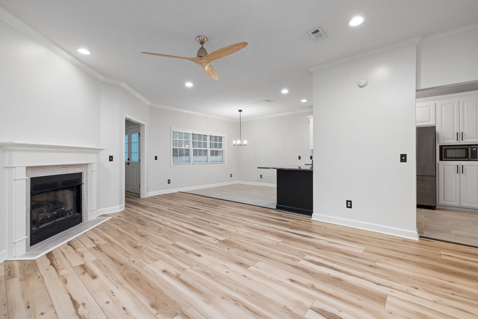 Helo Heights - Apt A 14 of 29