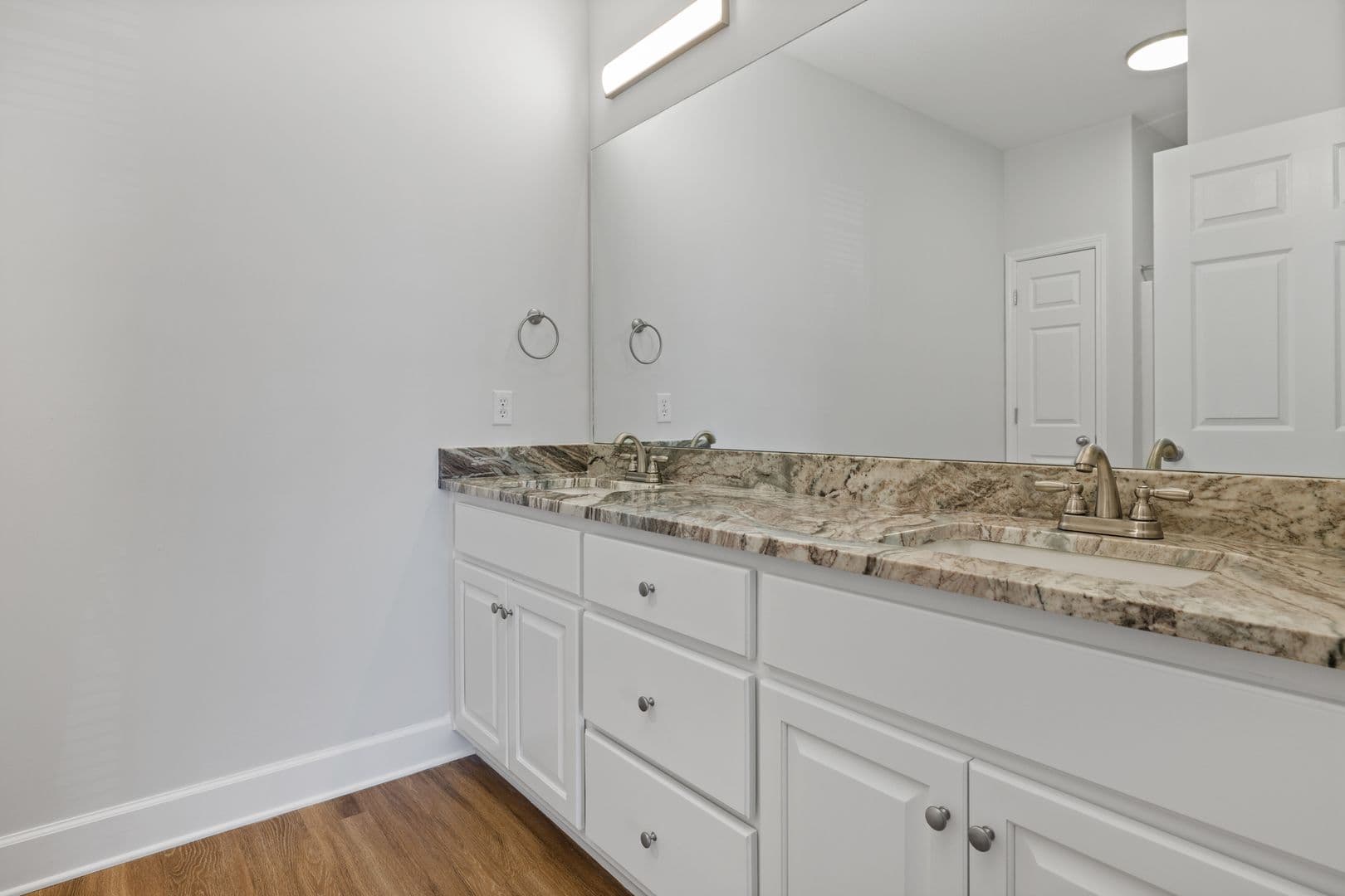 156 Wingate Ave 12 of 18