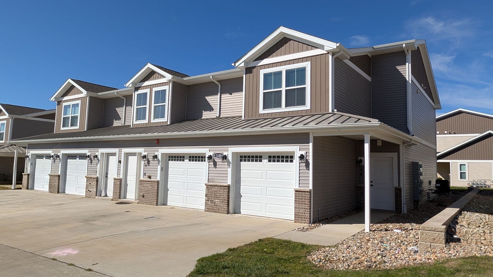 Reserve Mahomet 2br/2ba Townhome 3 of 3