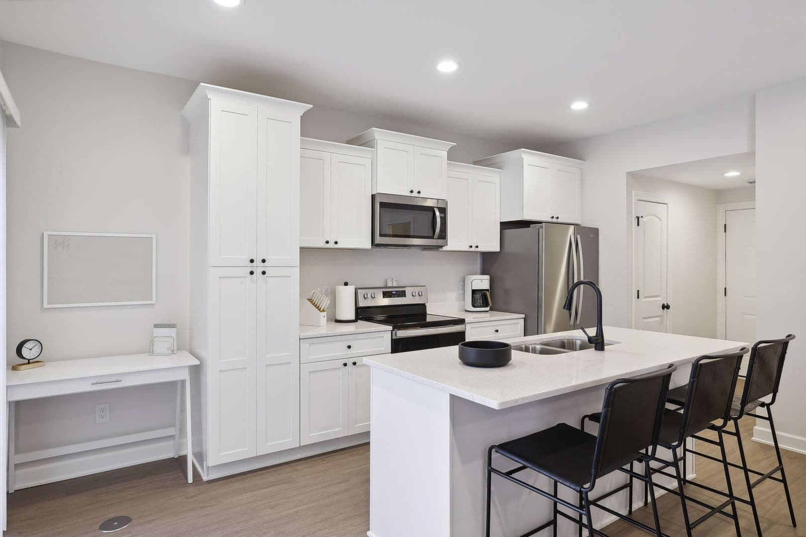 3 Bedroom Town Home 7 of 27
