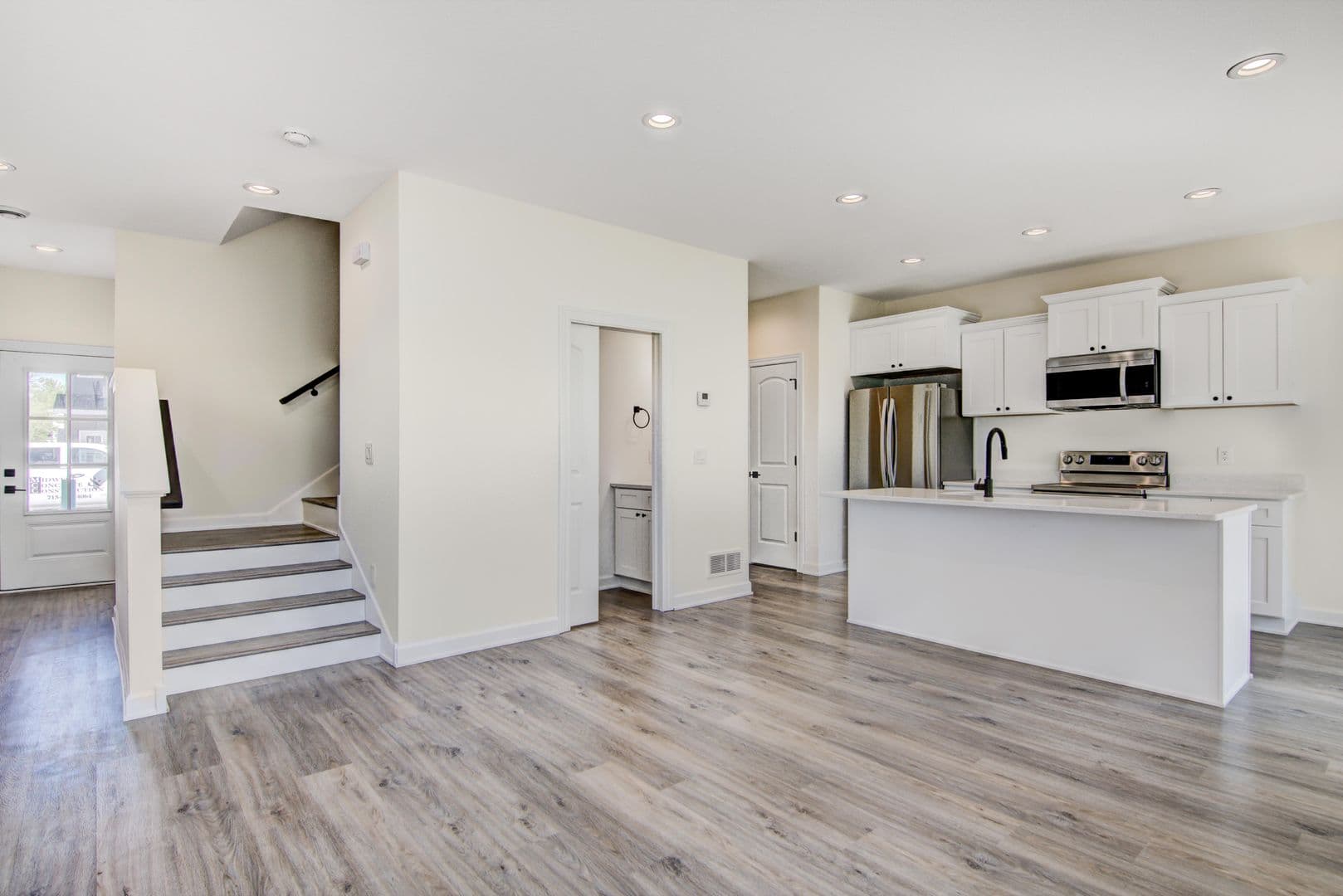 3 Bedroom Town Home 8 of 27