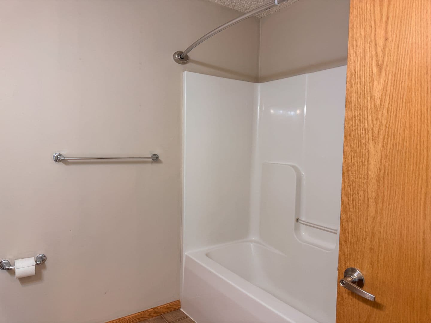 2 Bedroom Townhome 13 of 19