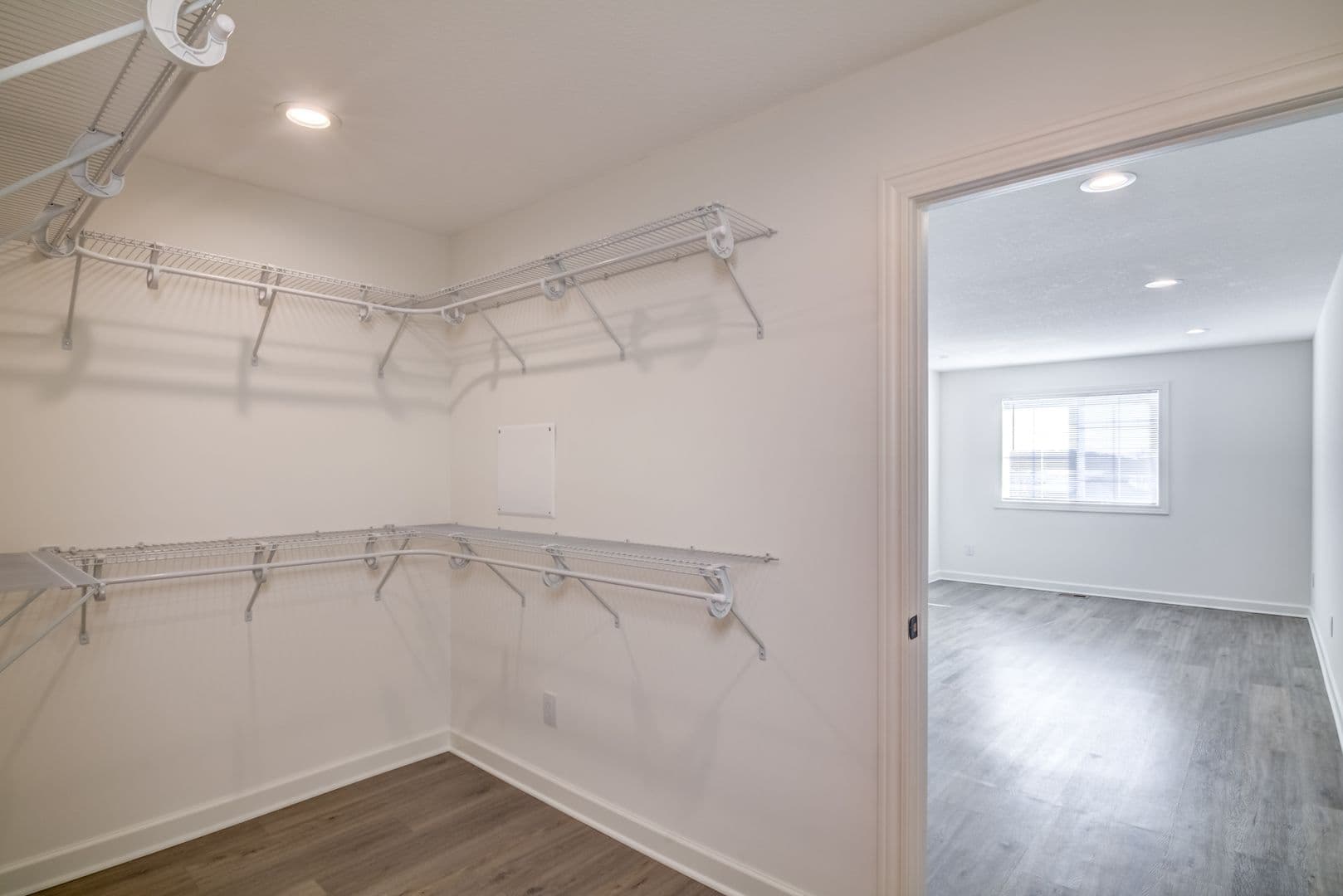 3 Bedroom Town Home 14 of 32