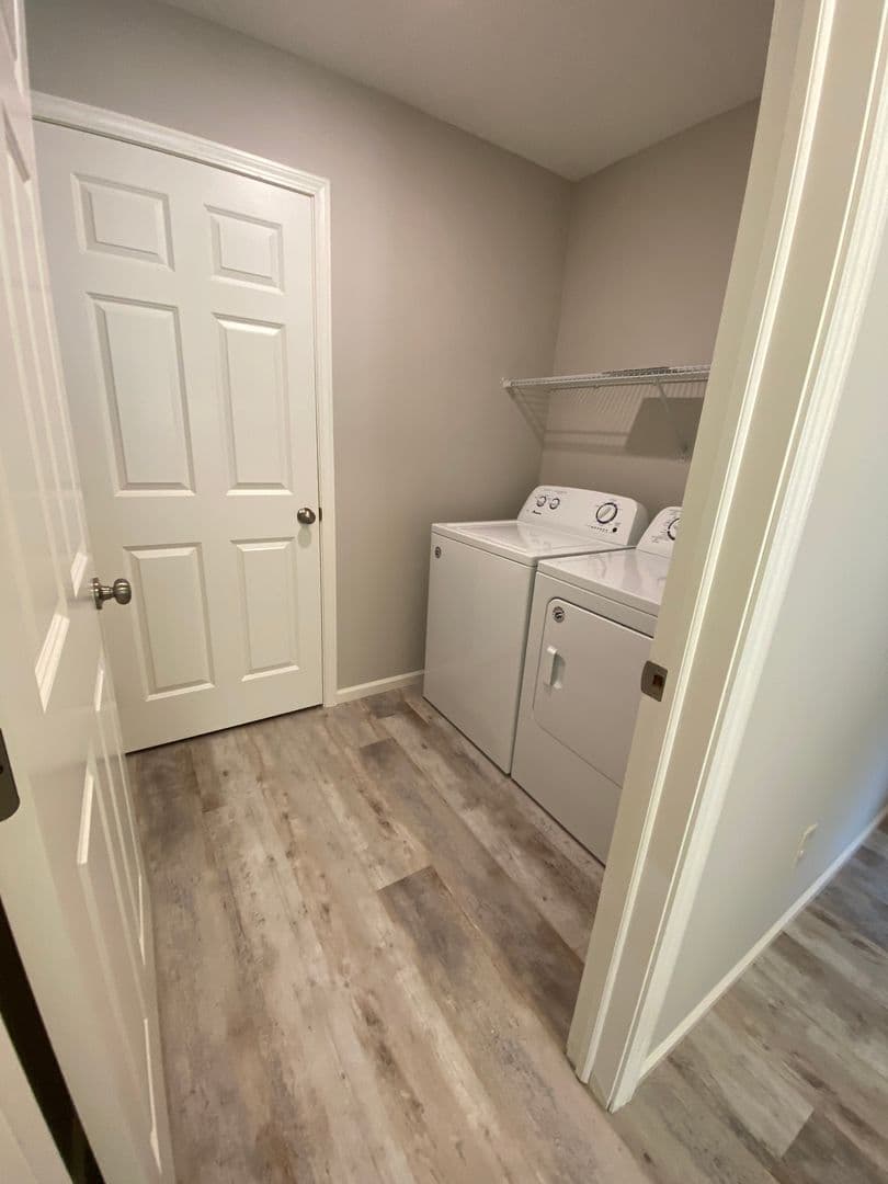 Updated 2 Bedroom Town Home 11 of 15