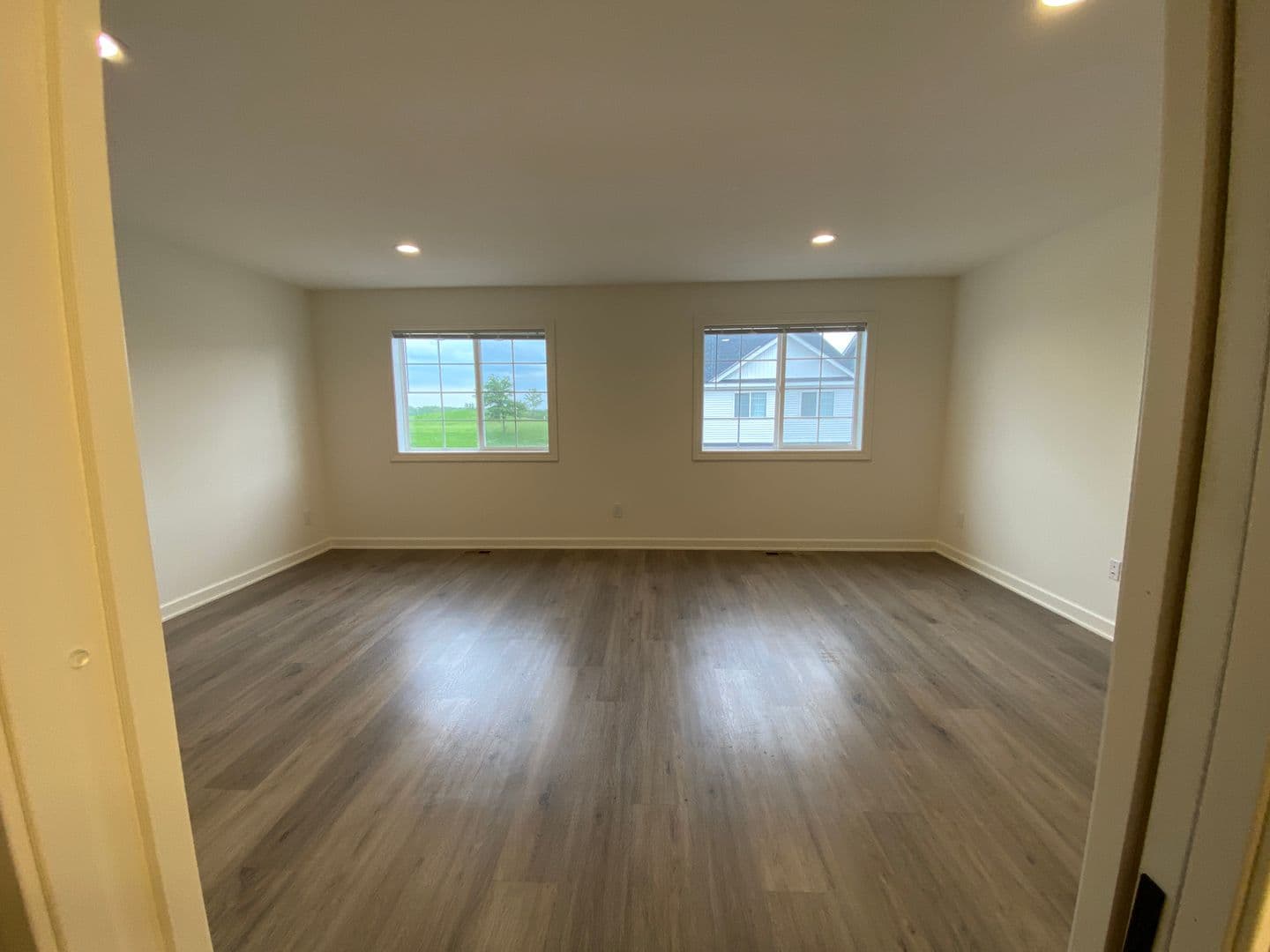 3 Bedroom End Unit 4 of 15