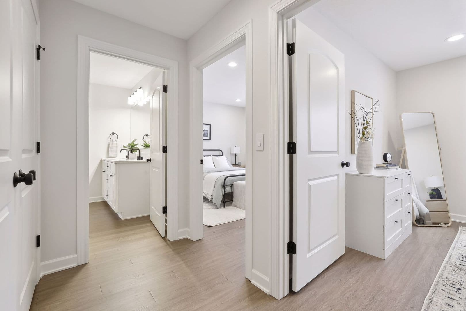 3 Bedroom Town Home 25 of 27