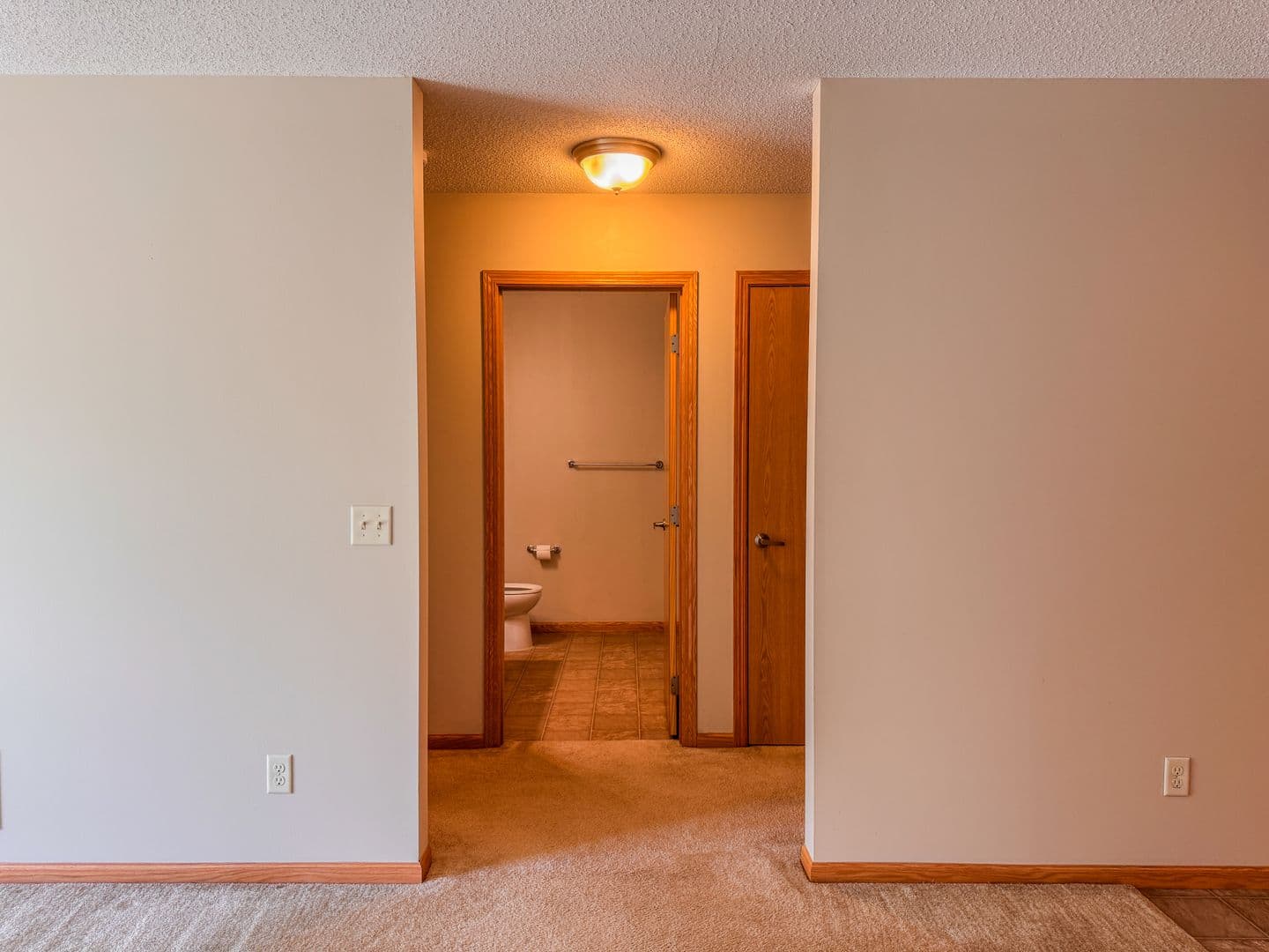 2 Bedroom Townhome 7 of 19