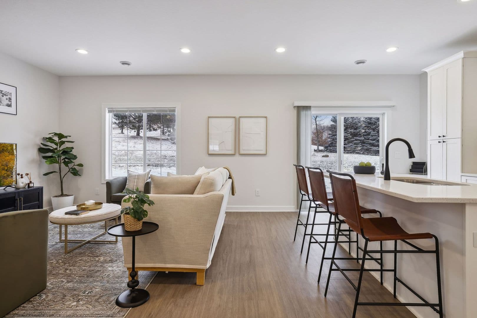 3 Bedroom Town Home 15 of 37