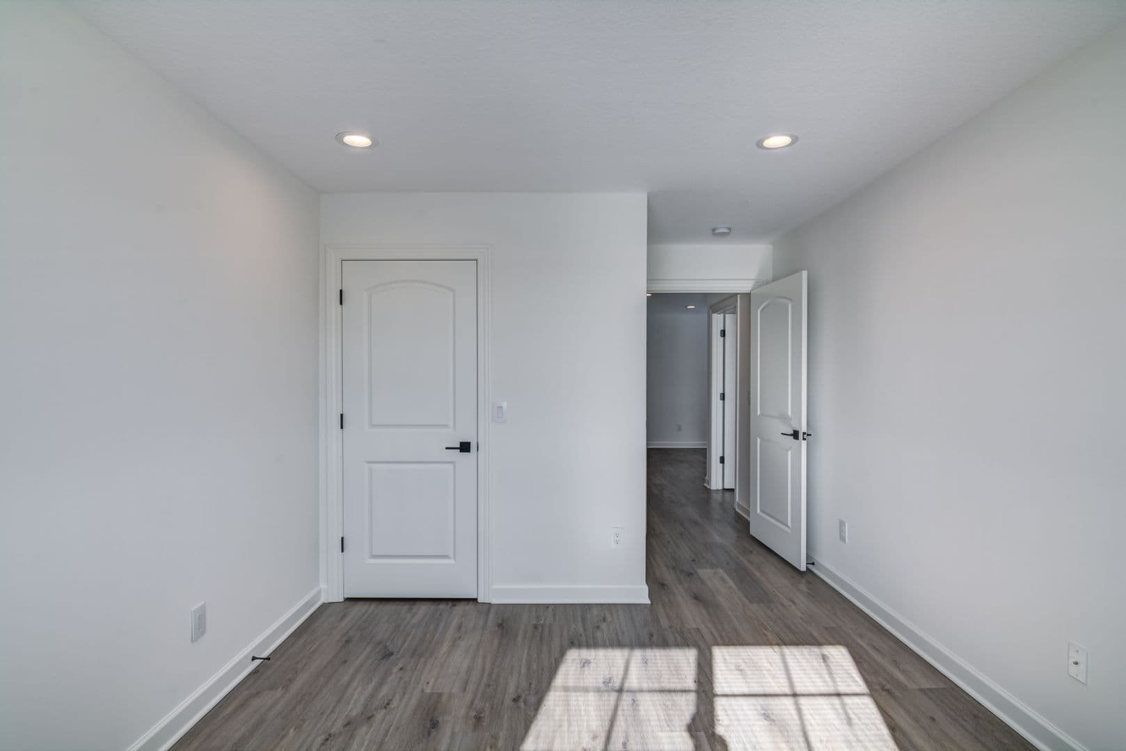 3 Bedroom Town Home 21 of 32