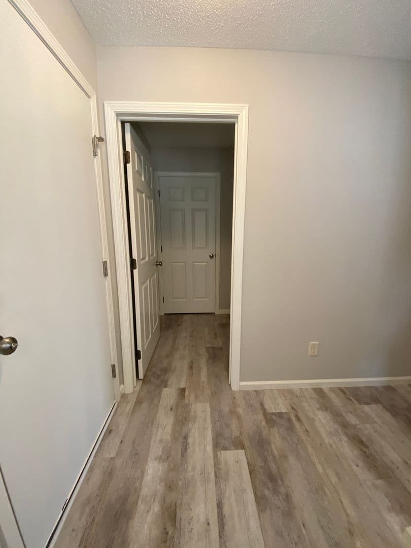 Updated 2 Bedroom Town Home 12 of 15