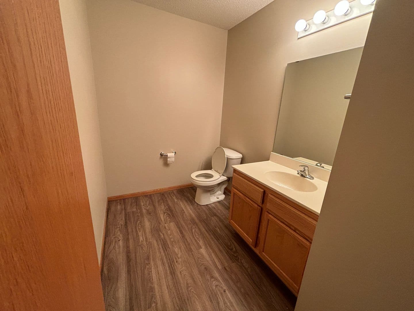 Two Bedroom Town Home 7 of 8