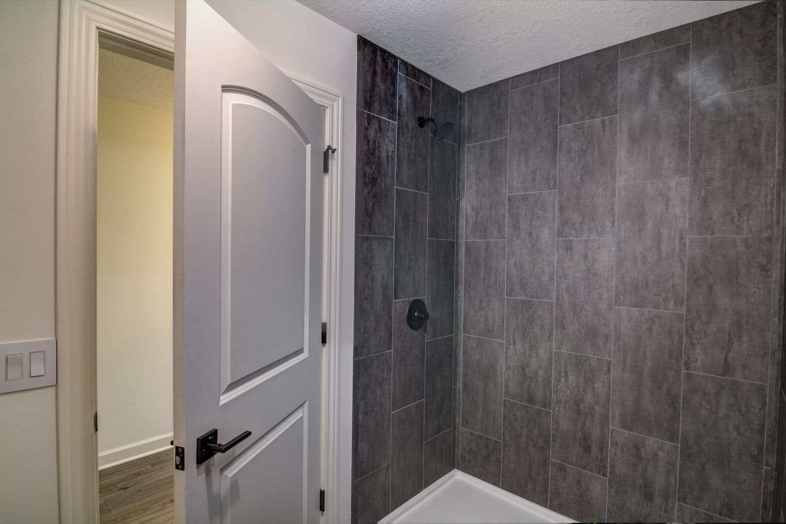 3 Bedroom Town Home 15 of 32