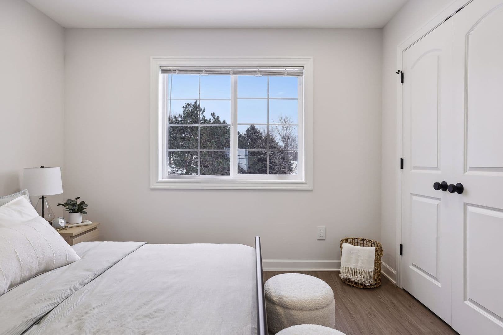 3 Bedroom Town Home 32 of 37