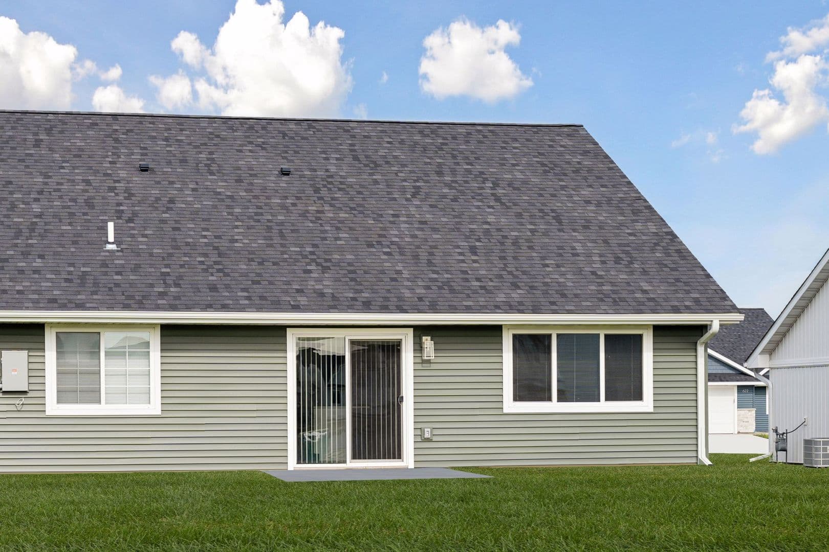 3 Bedroom Twin Home With Extras 35 of 36